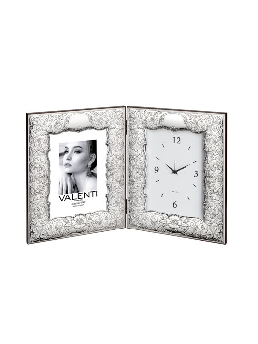 Đồ trang trí hình đồng hồ báo thức và khung ảnh Barocco mạ bạc hiệu VALENTI  - 6633ORL