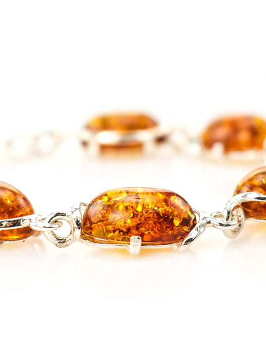 Vòng tay bạc trang nhã 