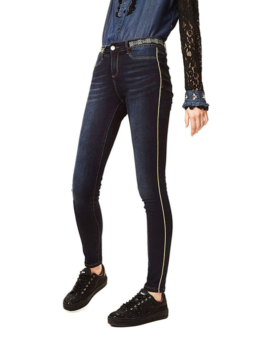 Quần Jean nữ thêu họa tiết Desigual DENIM TROUSERS DENIM DARK BLUE - 17WWDD415008